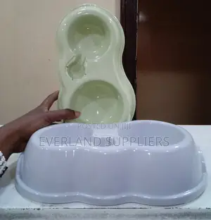 Dogs and Cats Automatic Dispenser Bowl