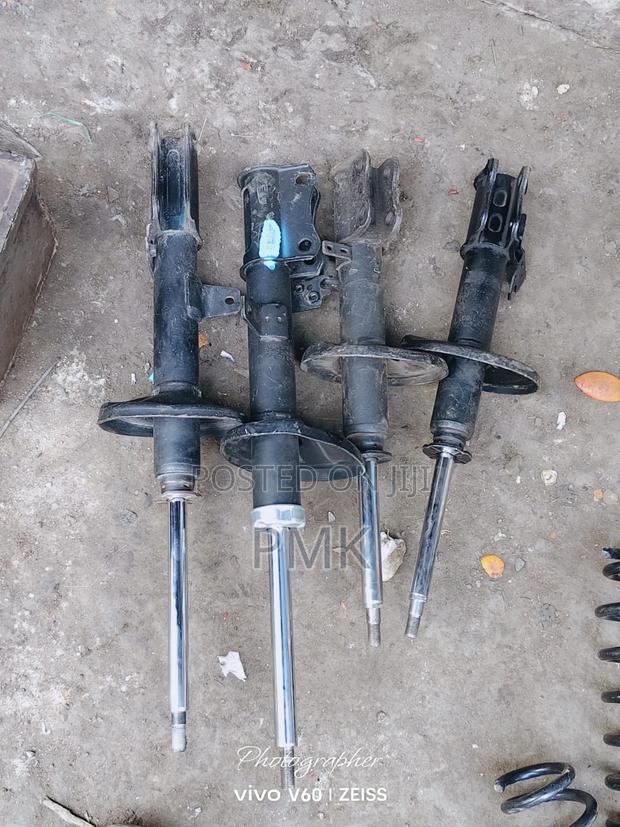 Toyota 100/110 Shocks - thumbnail 2