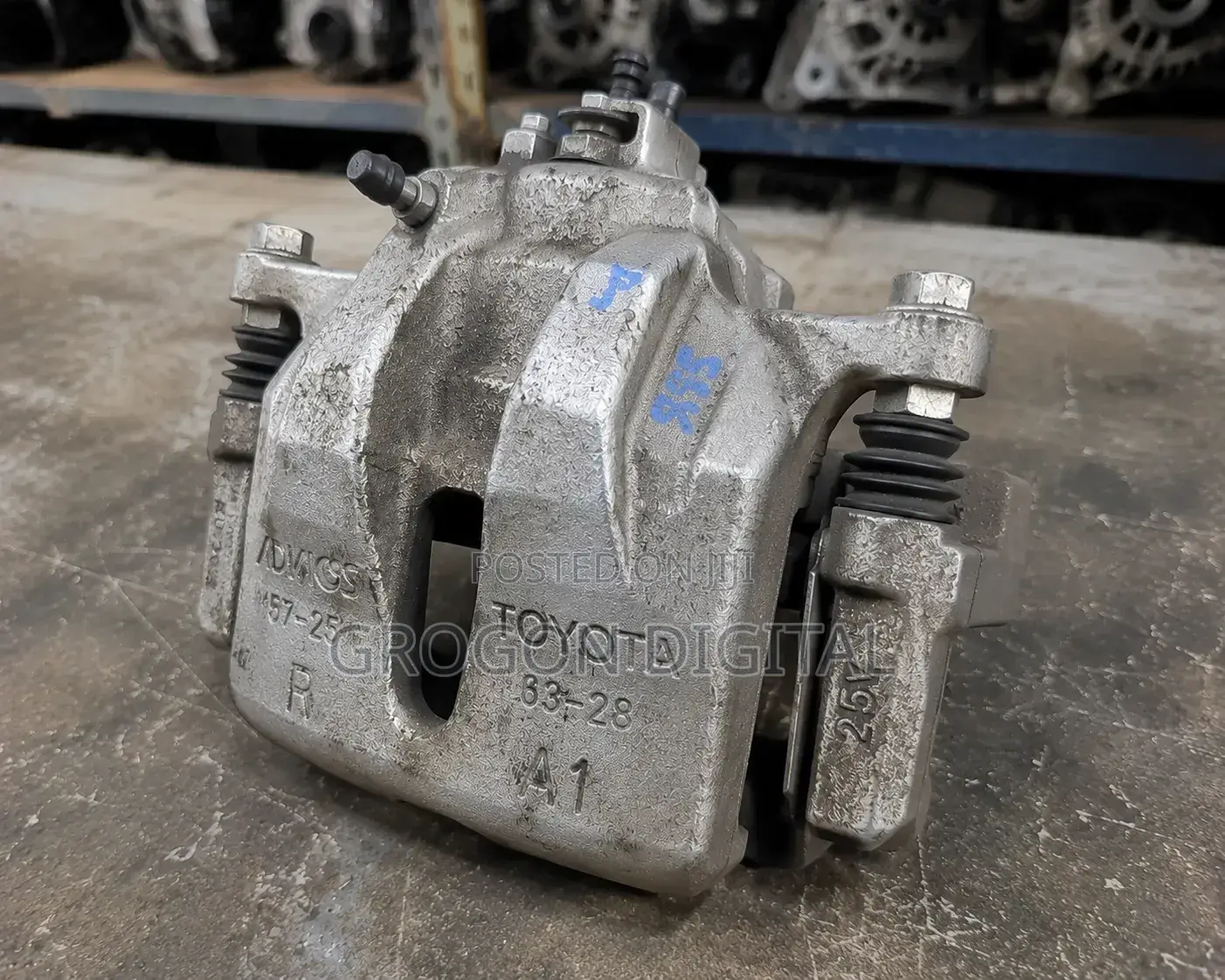 Toyota Harrier Caliper