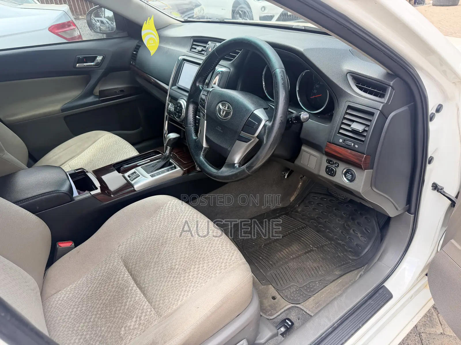 Toyota Mark X 2012 White