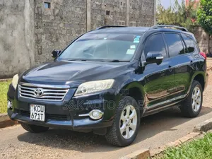 Toyota Vanguard 2013 Black