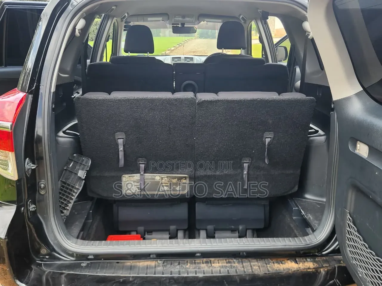 Toyota Vanguard 2013 Black