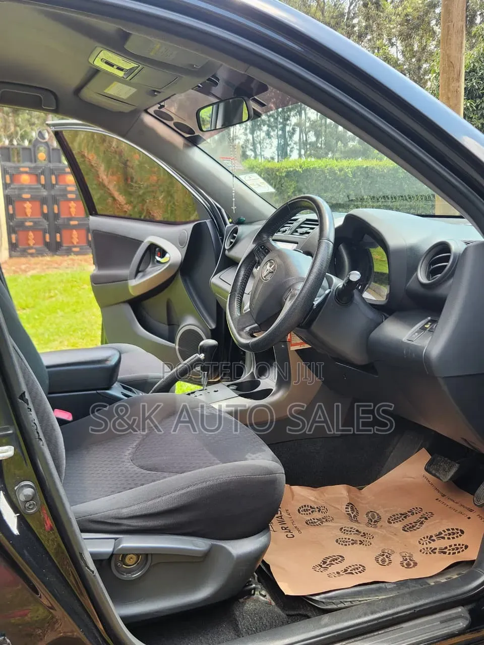 Toyota Vanguard 2013 Black