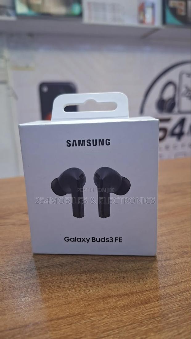 Samsung Galaxy Buds 3 Fe - thumbnail 2