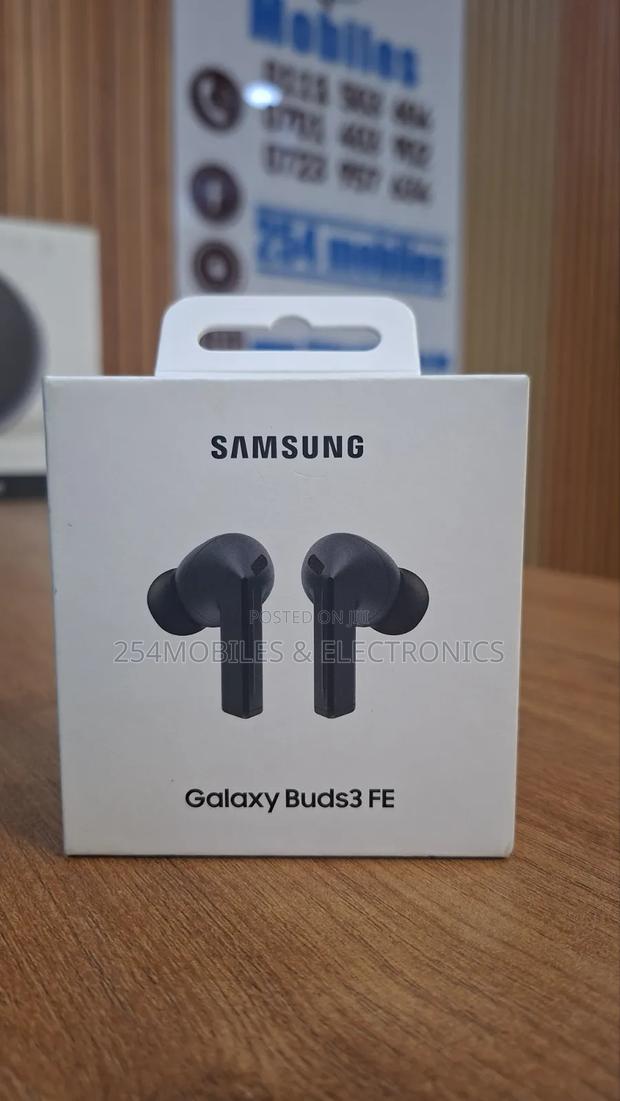 Samsung Galaxy Buds 3 Fe - thumbnail 3