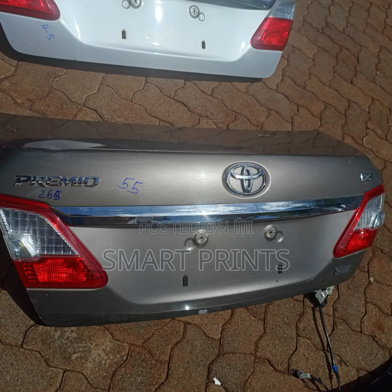 Clean Premio 265 Boot Door