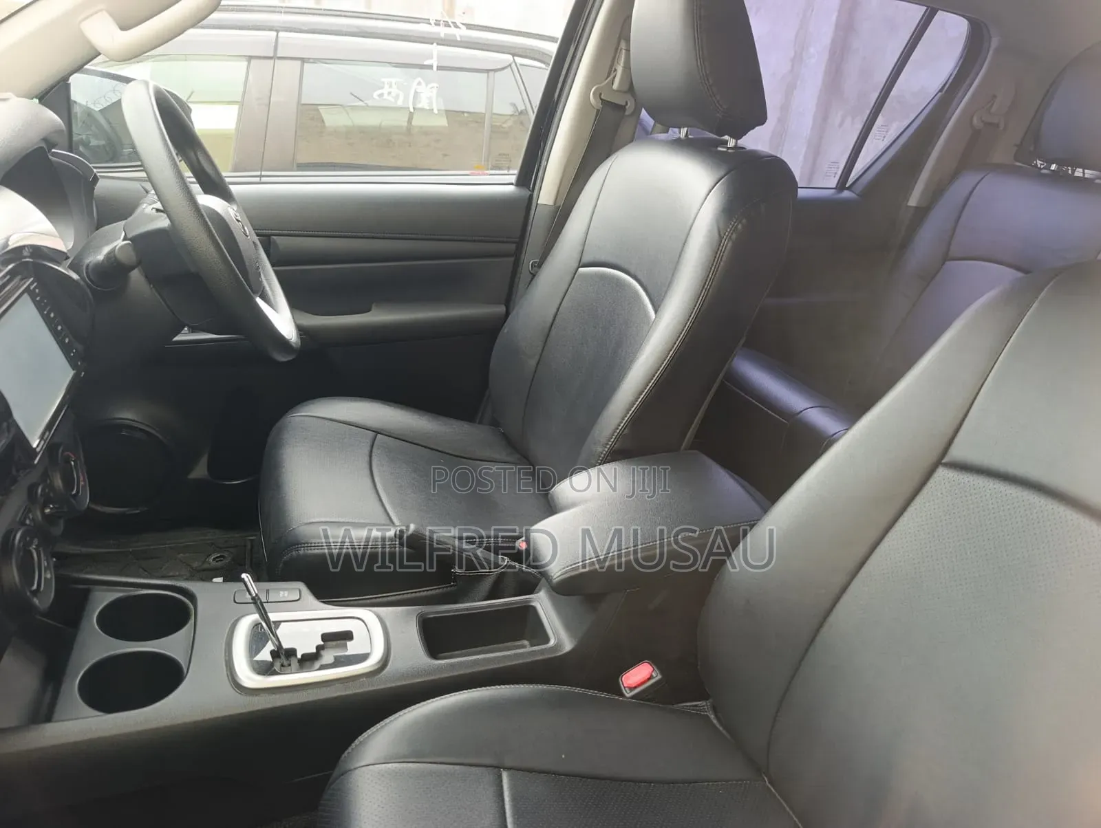 Toyota Hilux 2020 Black