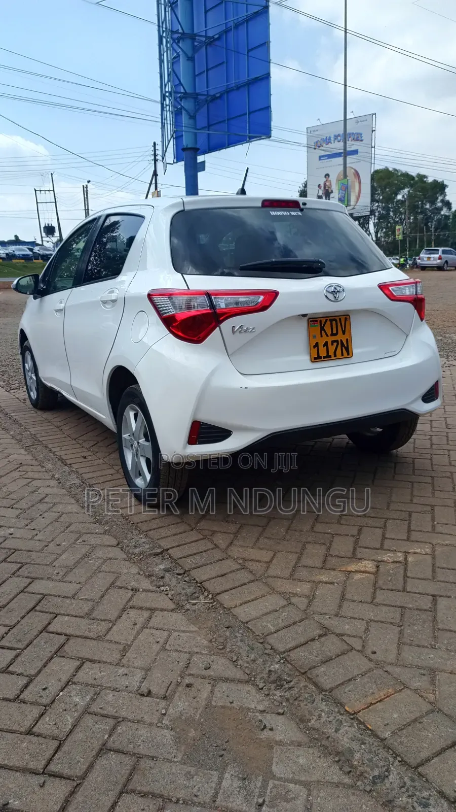 Toyota Vitz 2018 White
