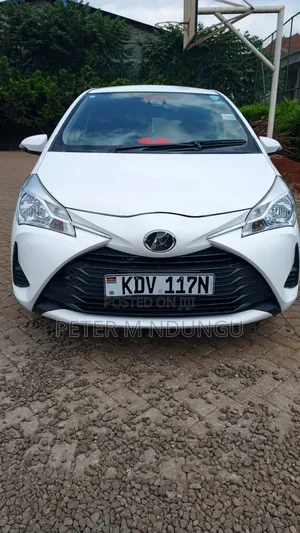 Toyota Vitz 2018 White