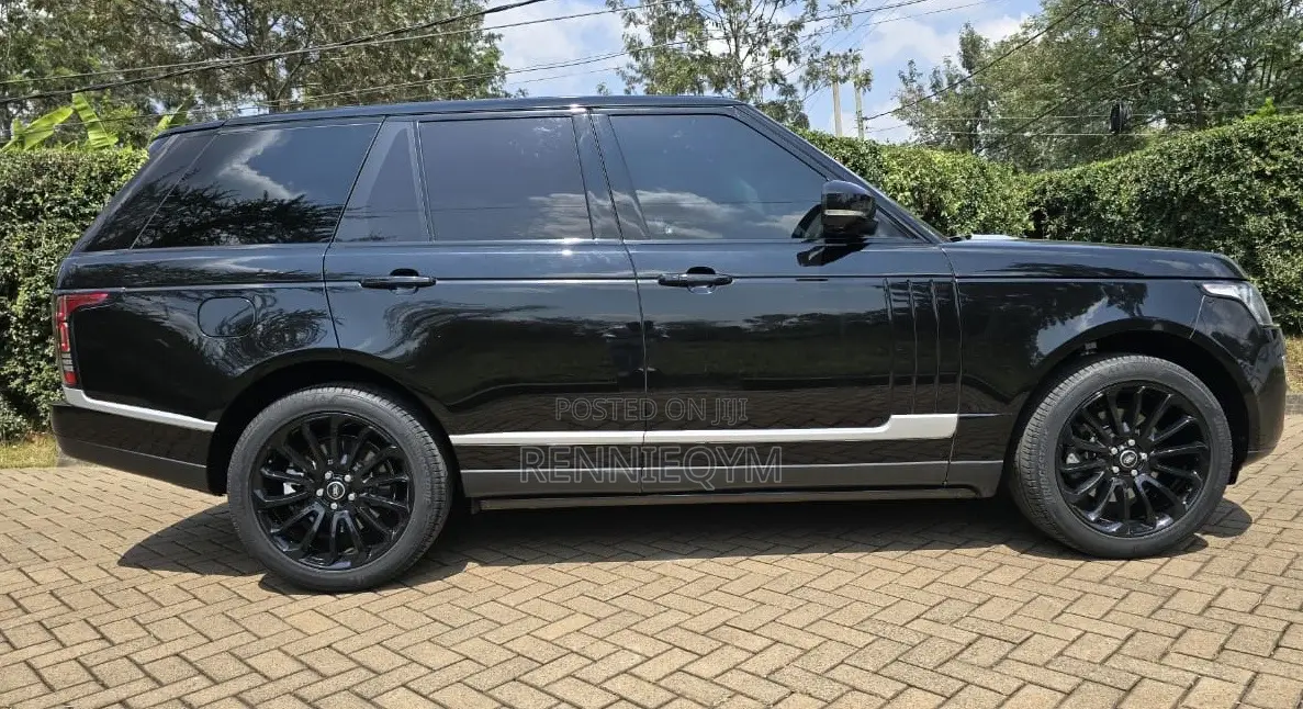 Land Rover Range Rover Vogue 2014 Black