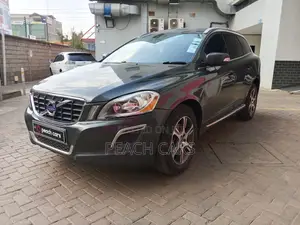 Volvo XC60 2012 Gray