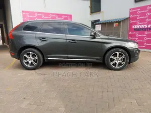 Volvo XC60 2012 Gray