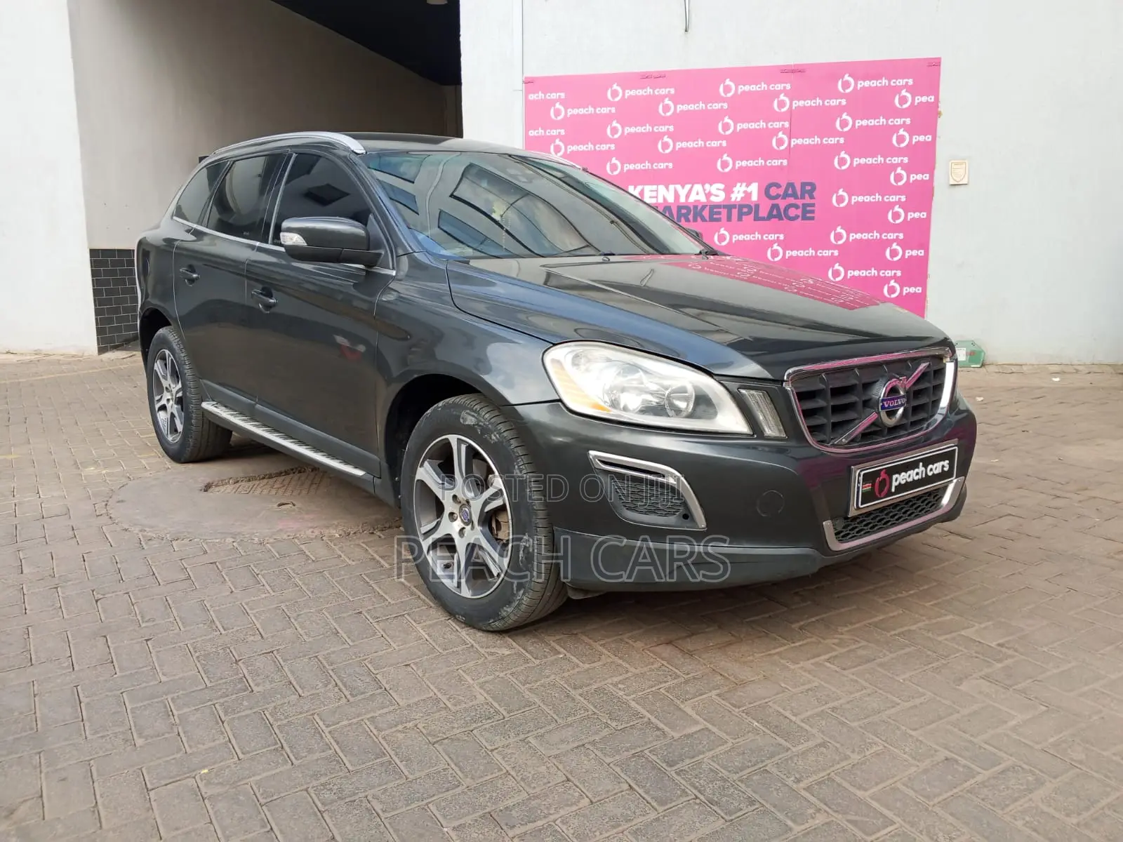 Volvo XC60 2012 Gray
