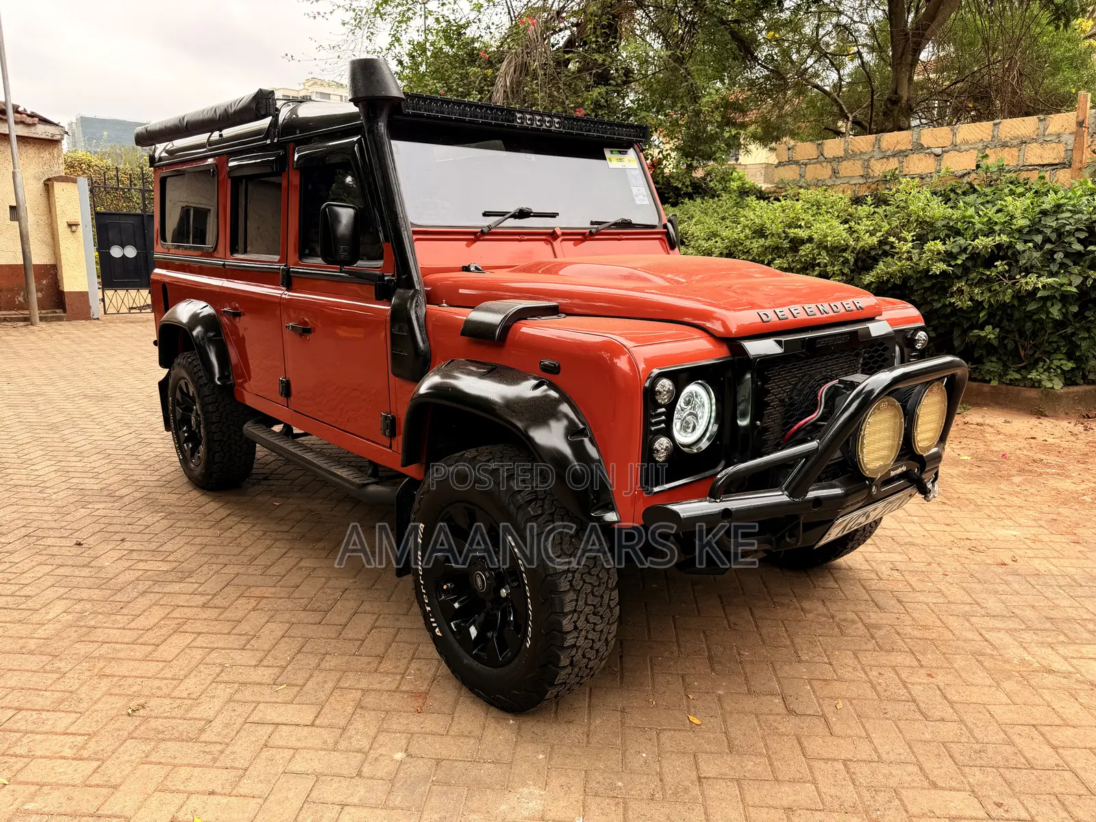 Land Rover Defender Puma 110 2.4 TD 2009 Orange