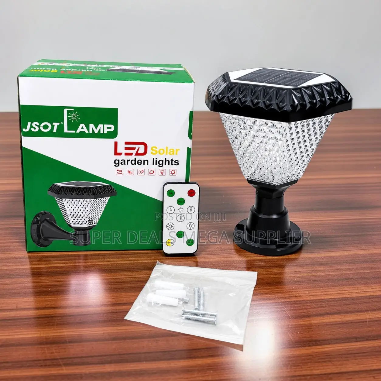 Solar Garden Pillar Gate Light Dusk to Dawn Multi-Color Outdoor Glow