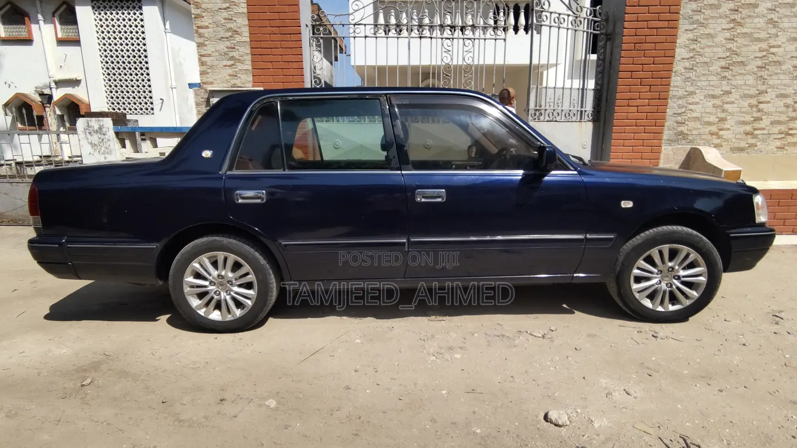 Toyota Crown 2006 Blue