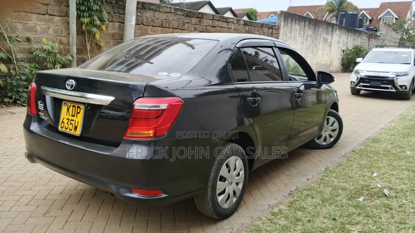 Toyota Axio 1.5 G 2WD 2017 Black