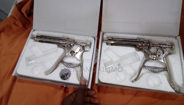 Automatic 30 Ml Revolving Syringe