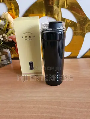 Premium Smeg Vacuum Insulated Travel Coffee Mug – 420ml | Leak-Proof