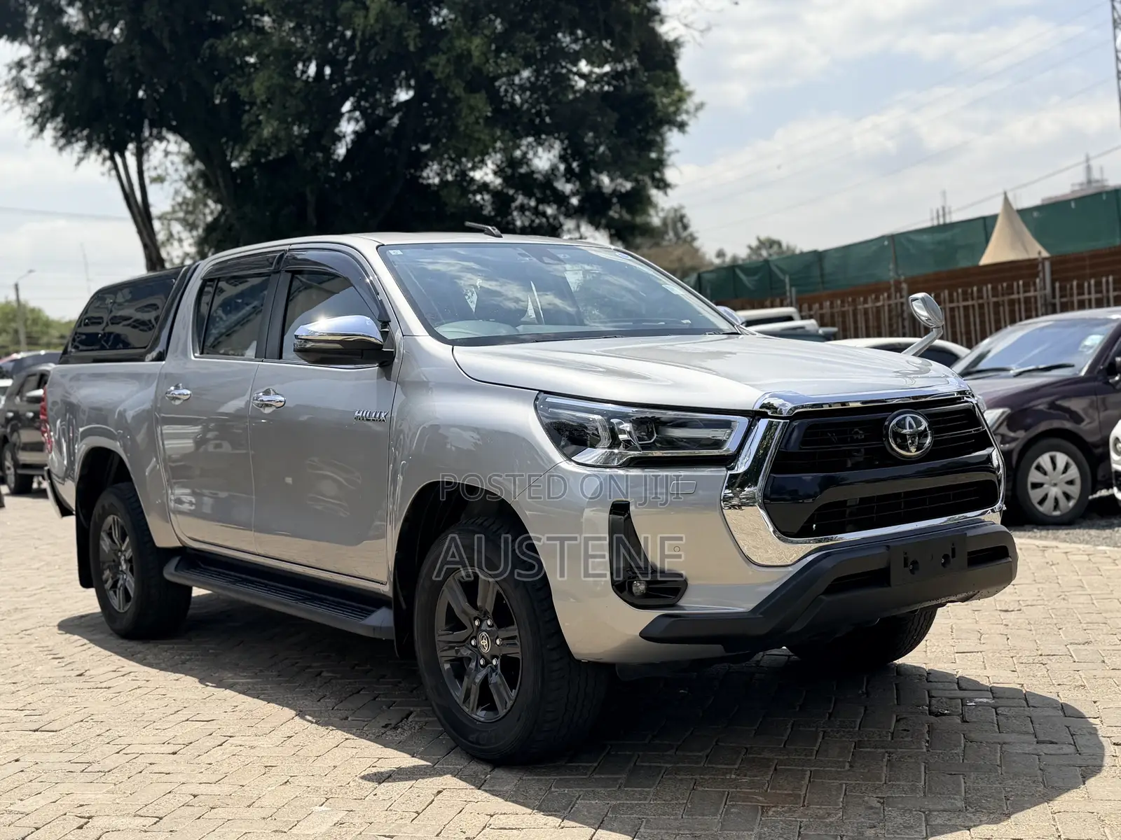 Toyota Hilux 2020 Silver