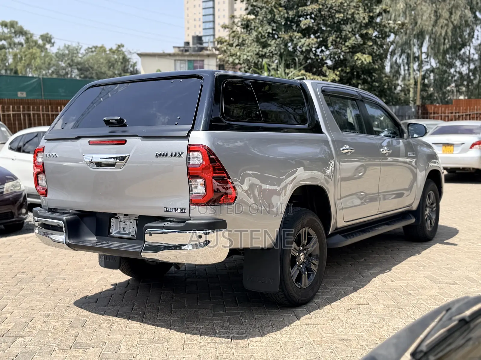 Toyota Hilux 2020 Silver