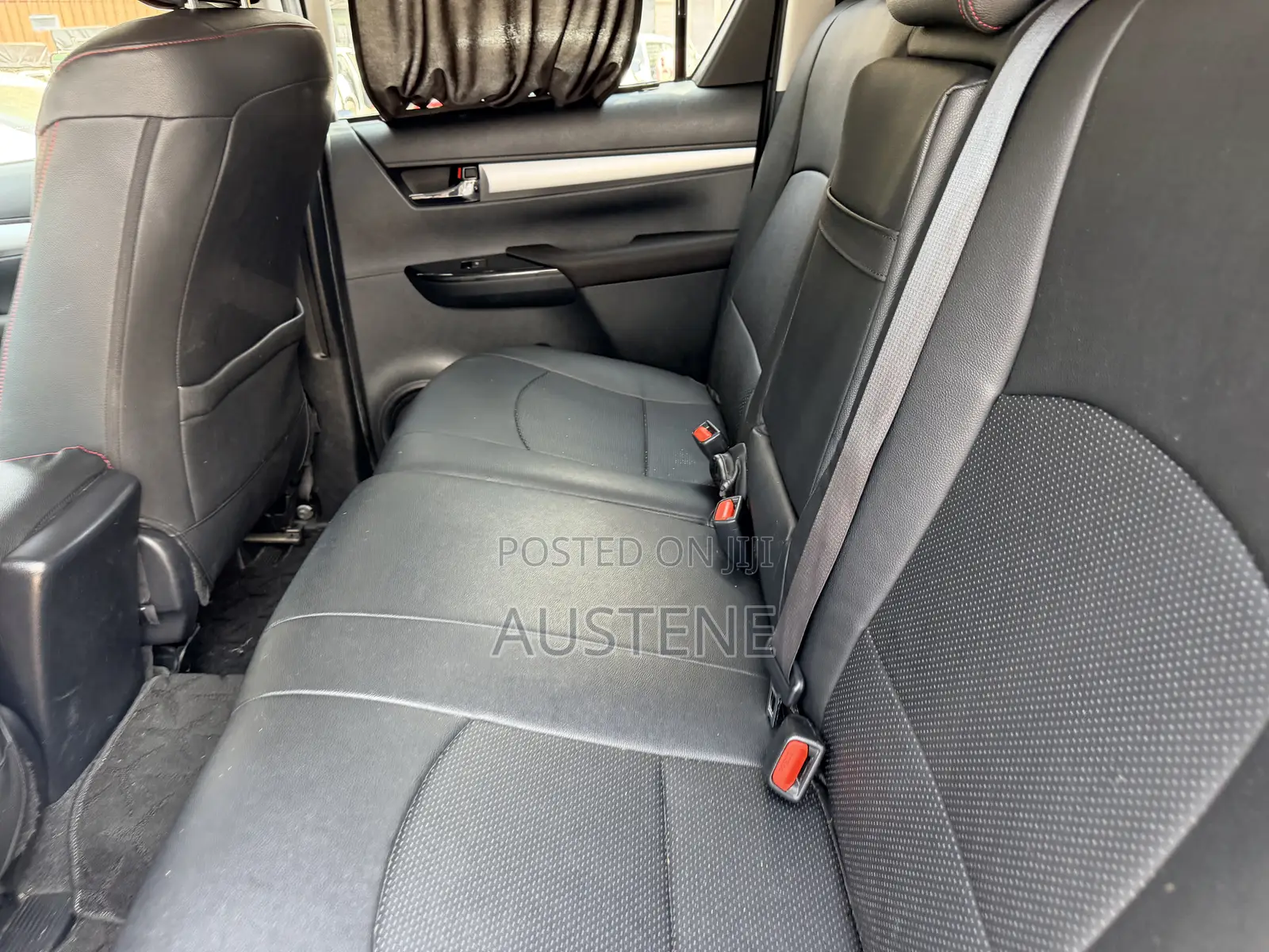 Toyota Hilux 2020 Silver
