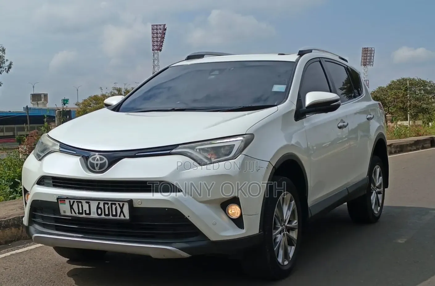 Toyota RAV4 2015 White