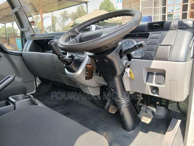 Fuso Canter Refrigerator Truck - thumbnail 9