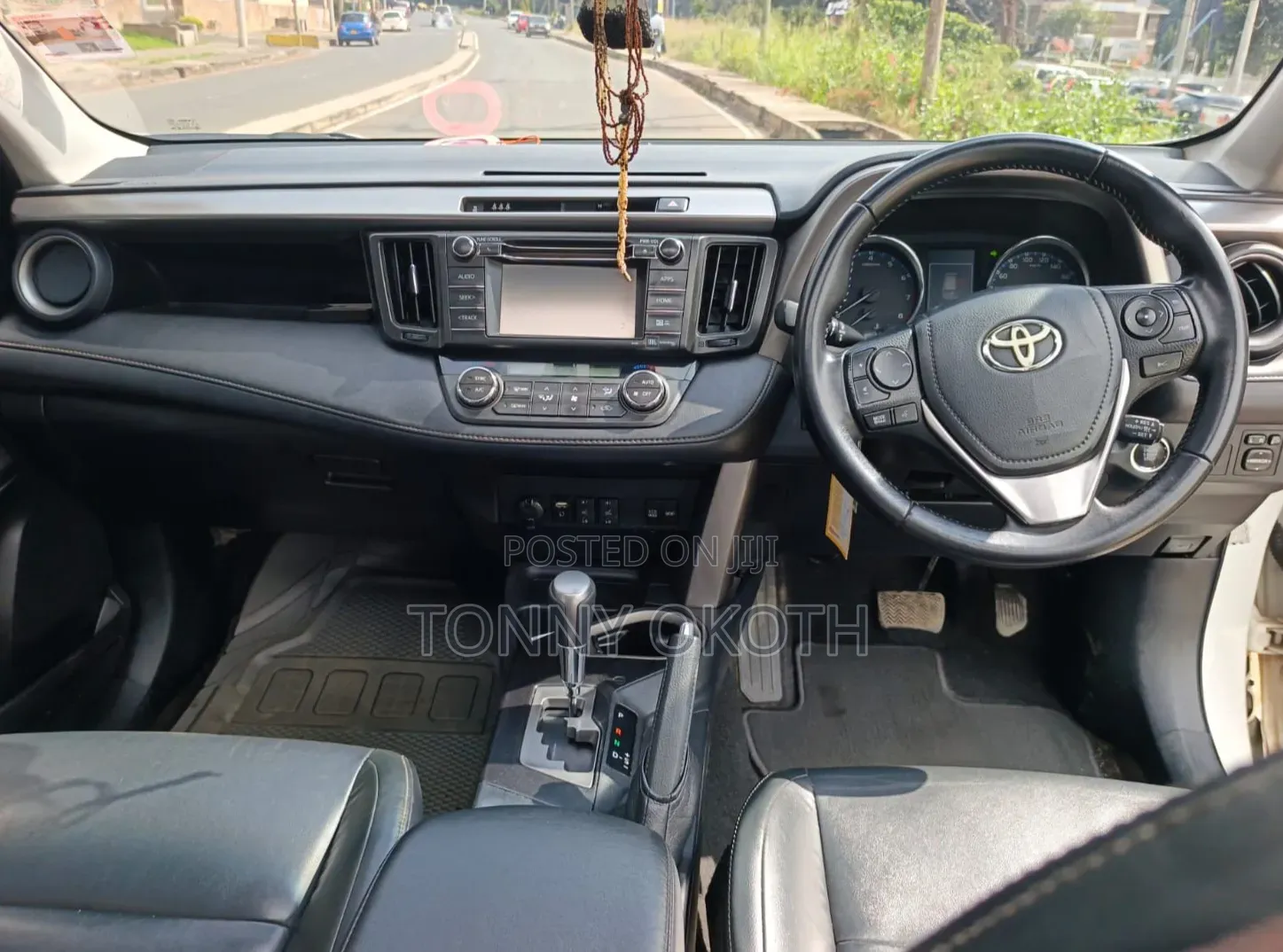 Toyota RAV4 2015 White