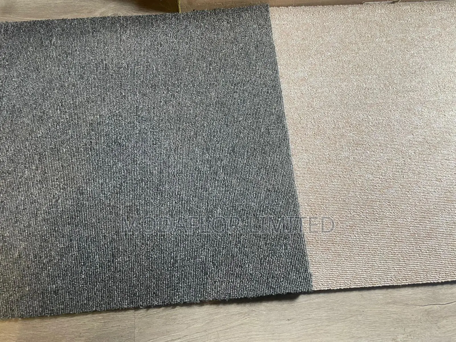 Plain Commercial Carpet Tiles Premium High Traffic Flooring