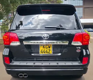 Toyota Land Cruiser 2012 Black