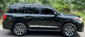 Toyota Land Cruiser 2012 Black