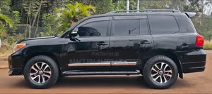 Toyota Land Cruiser 2012 Black