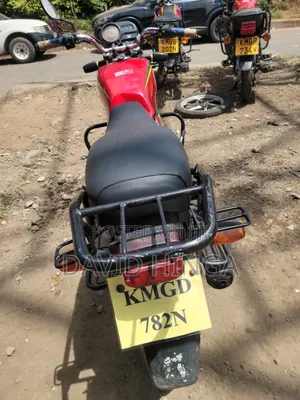 Honda XL 125 2024 Red