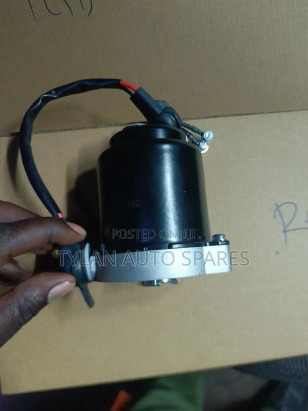 Brake Motor Prado 120/100 Series - thumbnail 3