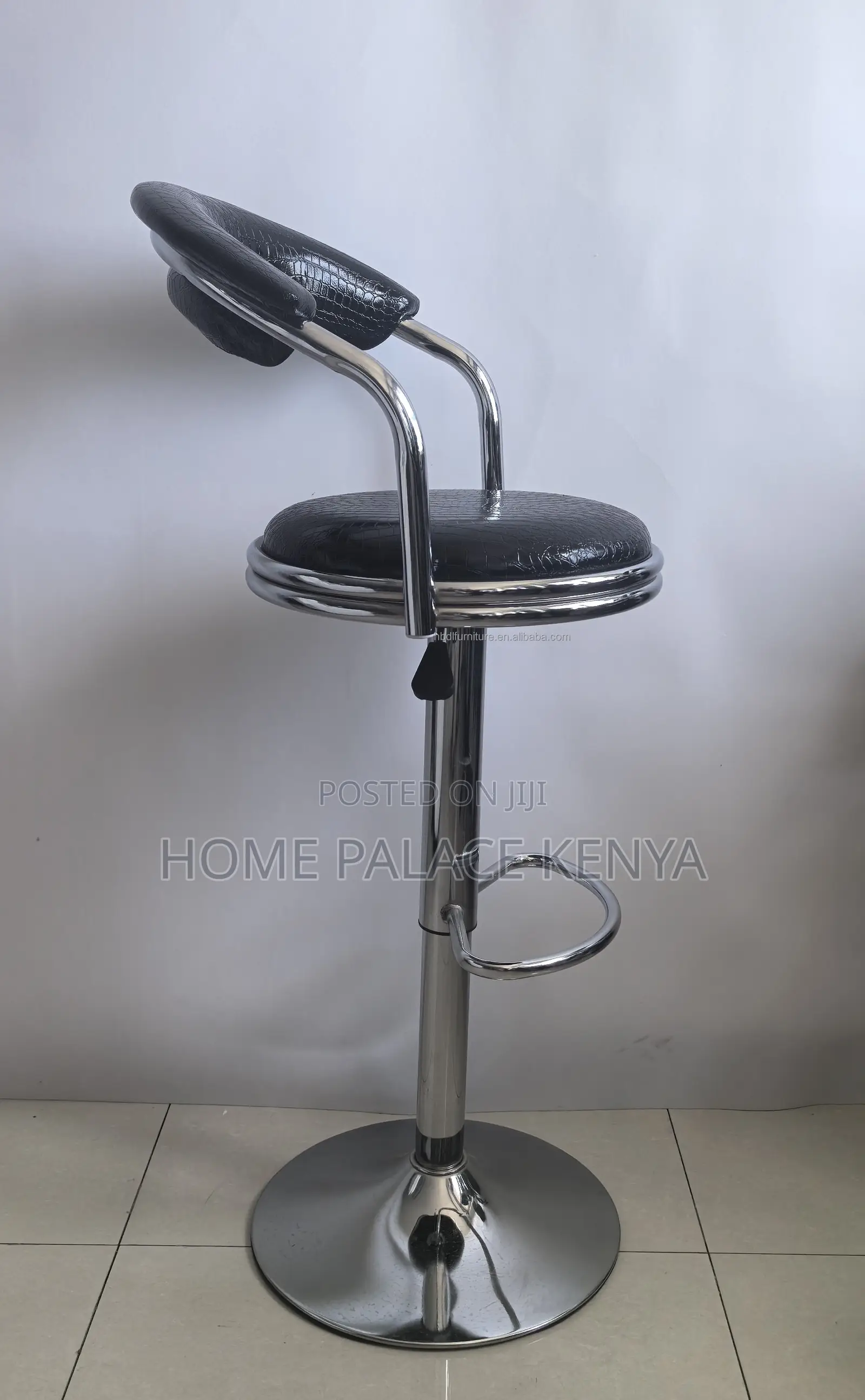 Bar Stool: Black Lounge Swivel Stool