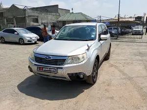 Subaru Forester 2011 Silver