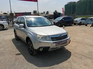 Subaru Forester 2011 Silver