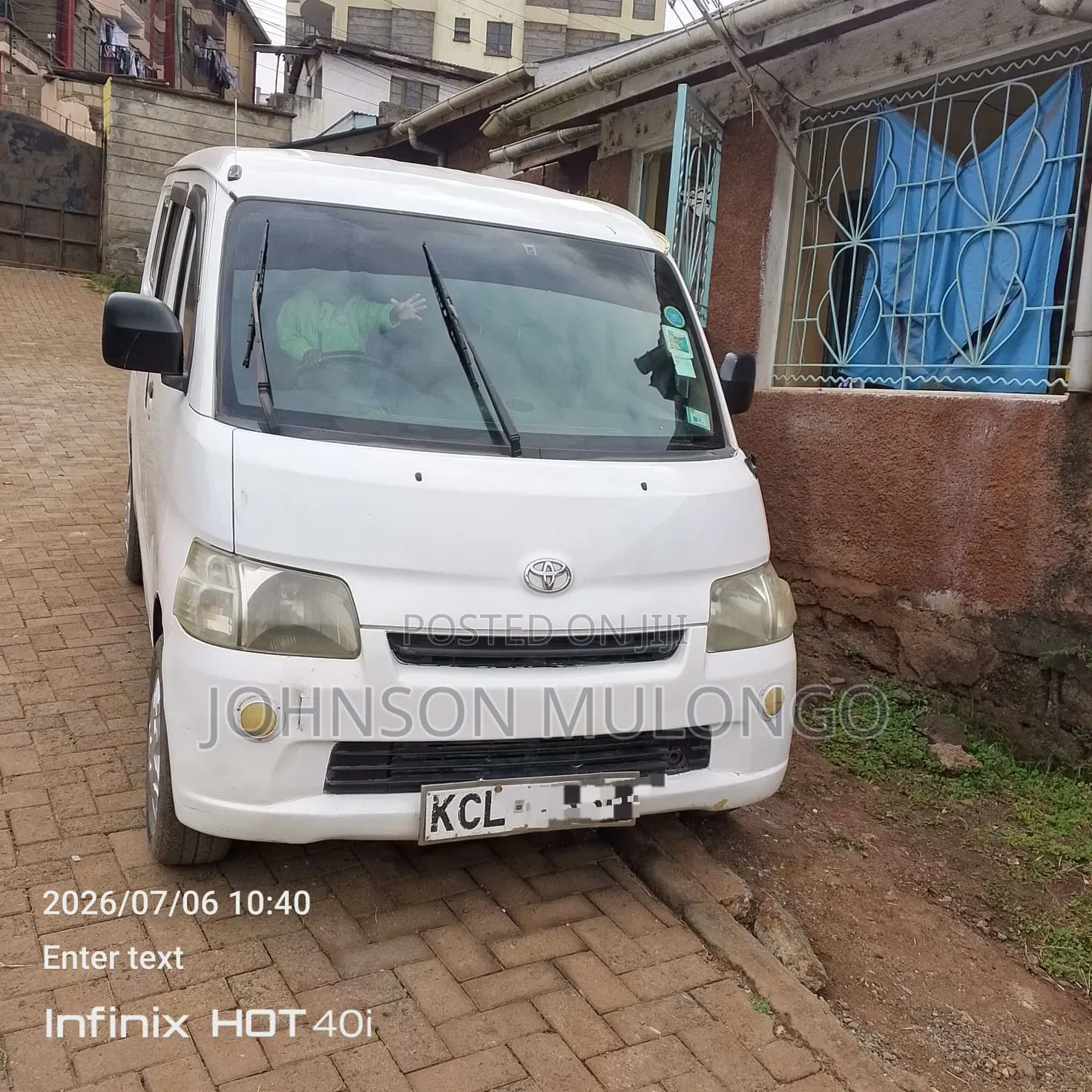 Toyota Lite-Ace 2011 White