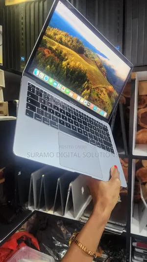 Laptop Apple MacBook Air 2019 8GB Intel Core i5 SSD 128GB