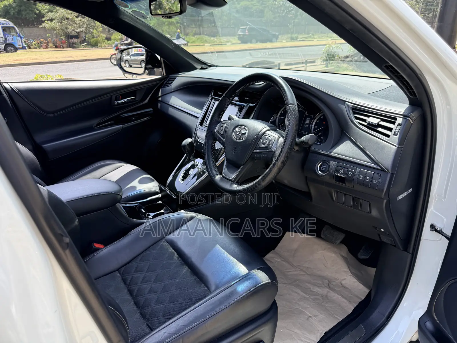 Toyota Harrier 2019 White