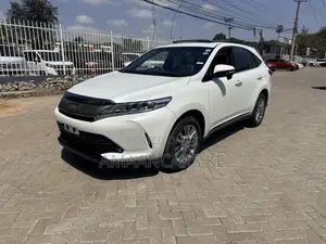 Toyota Harrier 2019 White