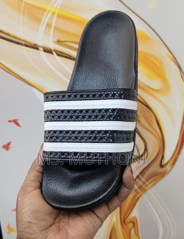 Classic Single Sole Adidas Adilette Slides Size 40-45 - thumbnail 3