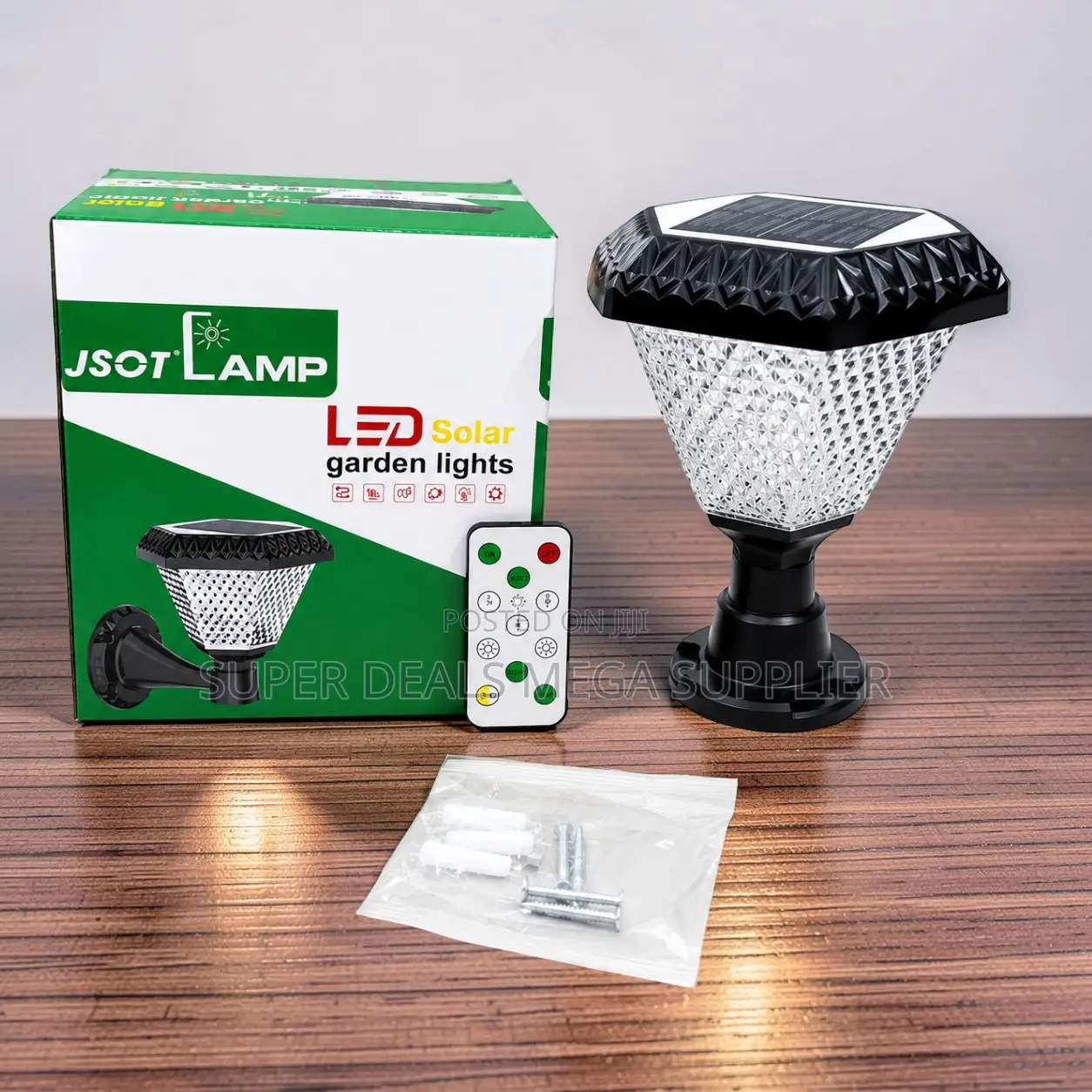 High Bright RGB Solar Main Gate Pillar Light Auto on/Off Weatherproof