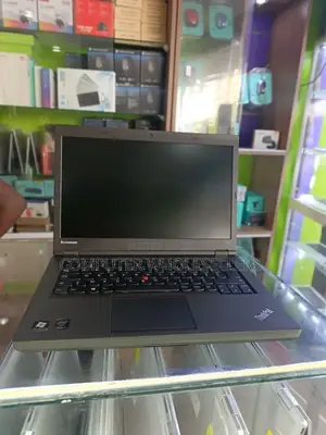 Laptop Lenovo ThinkPad T440p 4GB Intel Core i5 HDD 500GB