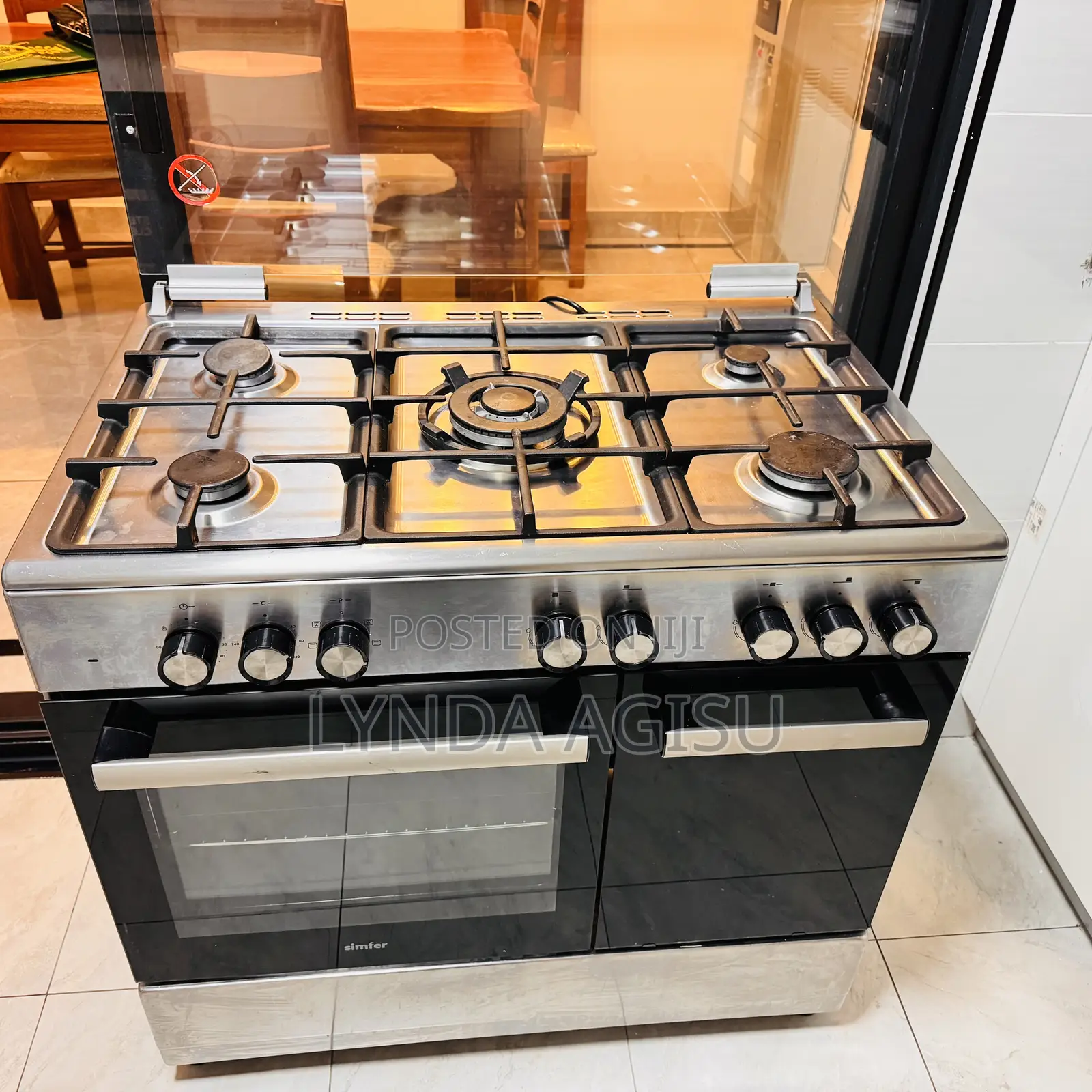 5 Burner Cooker With Cylinder Compartment