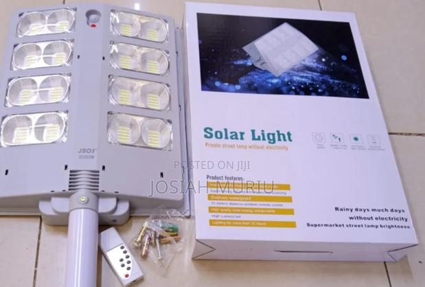 2000w Solar Street Light With Pole Mount