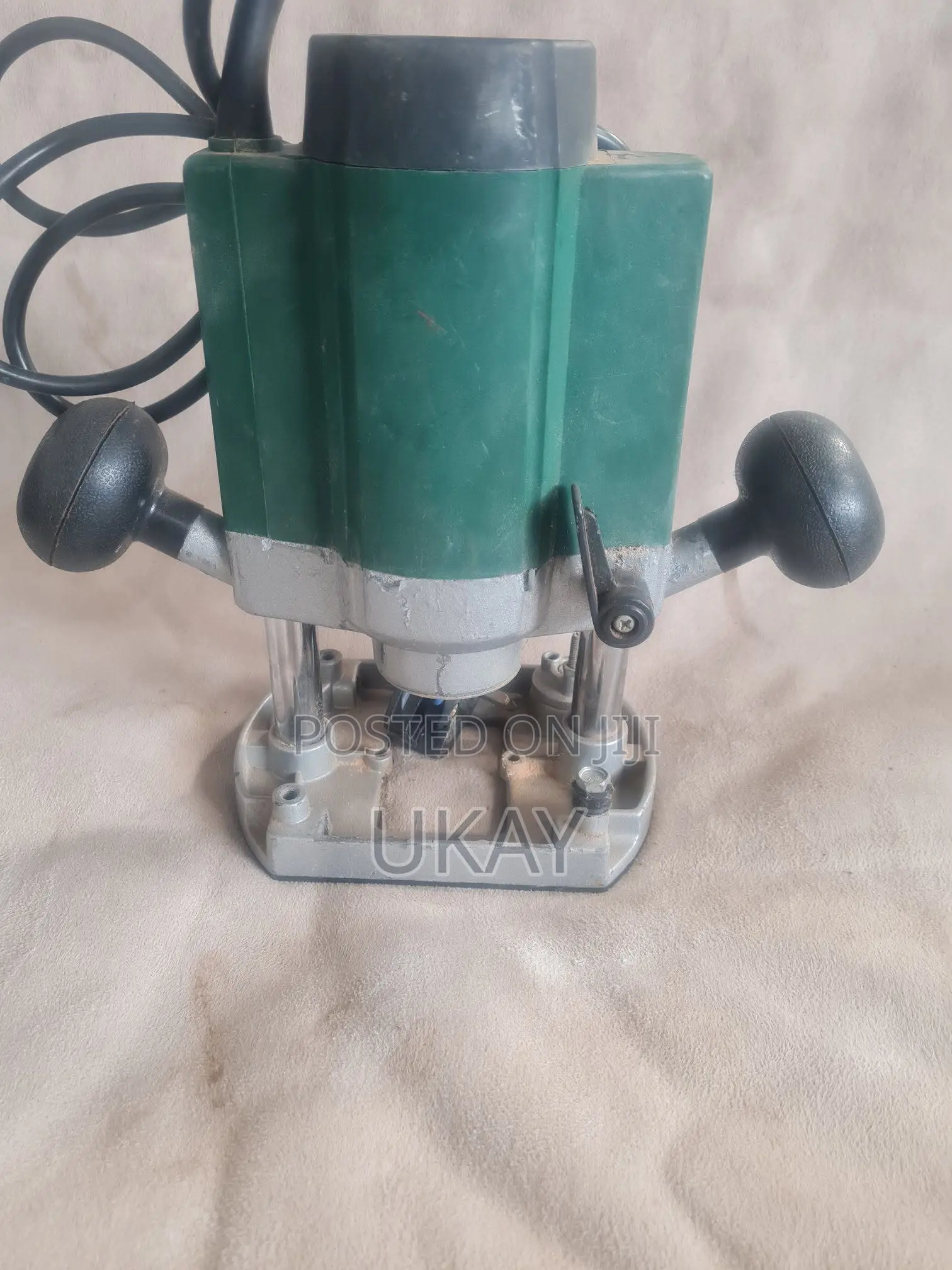 Prouser 900w Router.