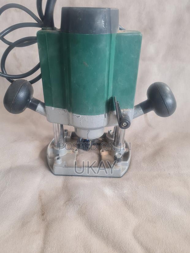 Prouser 900w Router. - main view