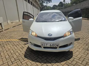 Toyota Wish 2012 White